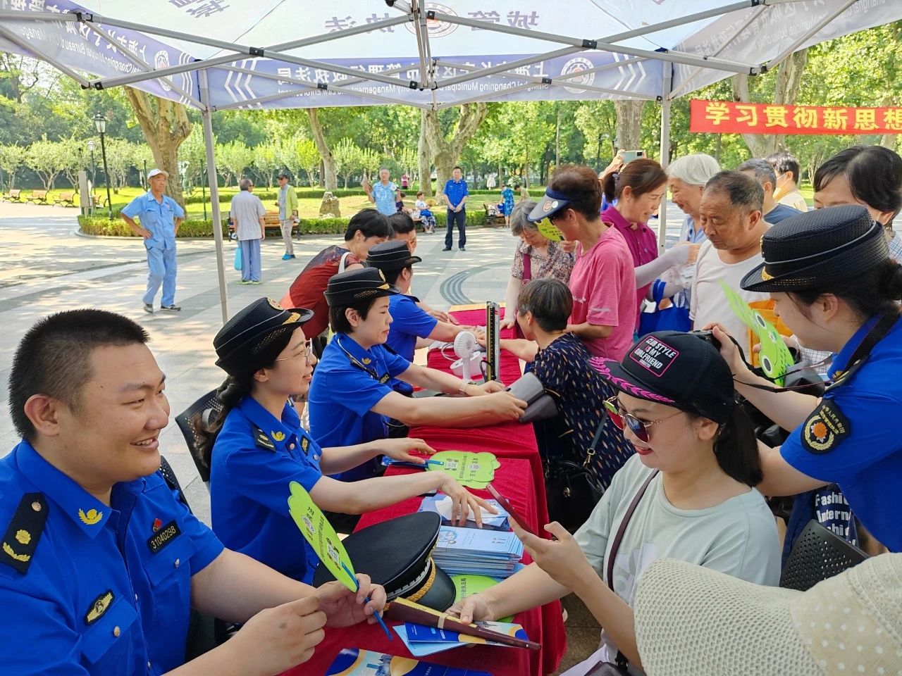 這場開放日活動在長寧10個街鎮同步開展.jpg